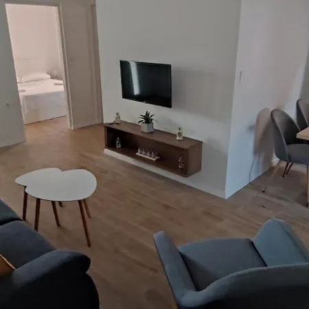 Alen Apartment